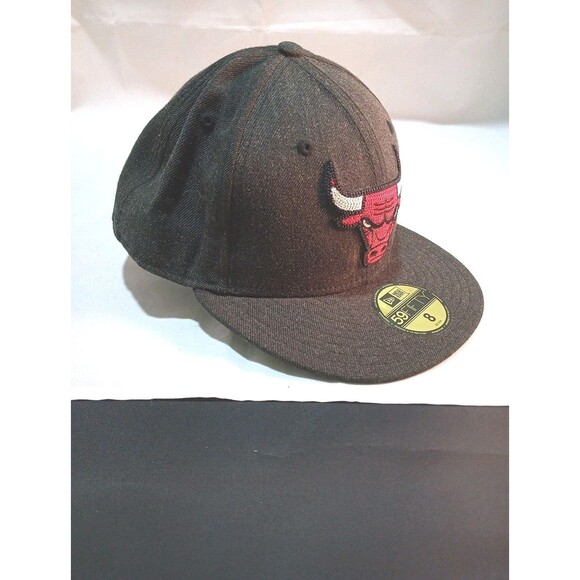 Chicago Bulls New Era 59FIFTY Fitted Size 8 Gray/Red NBA Basketball Cap 6 Panel - Picture 4 of 8